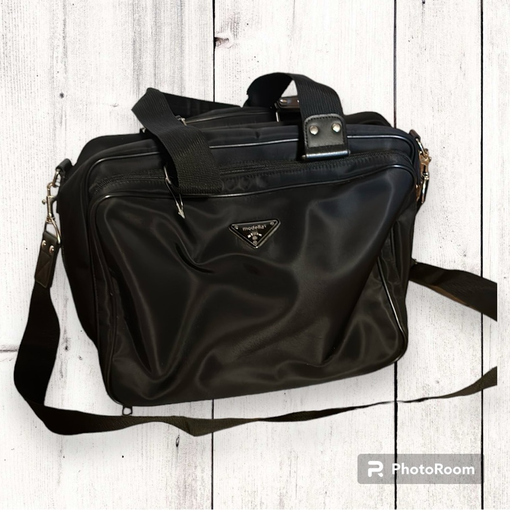 Super sac de transport,2 moyennes poche à l’avant/l’arrière. 1 grande au milieu